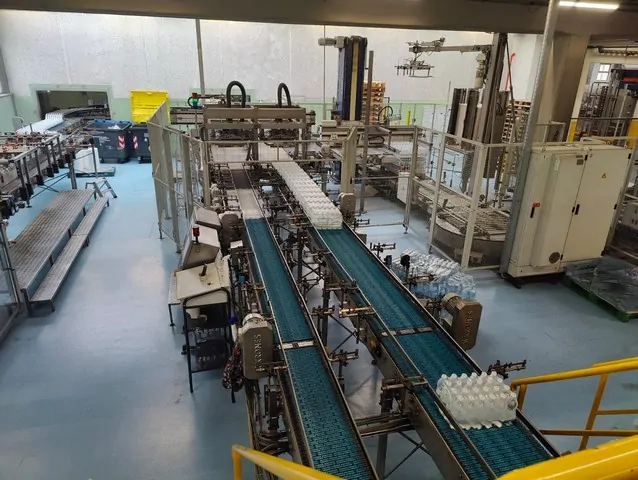 Complete Krones CSD PET Bottling Line