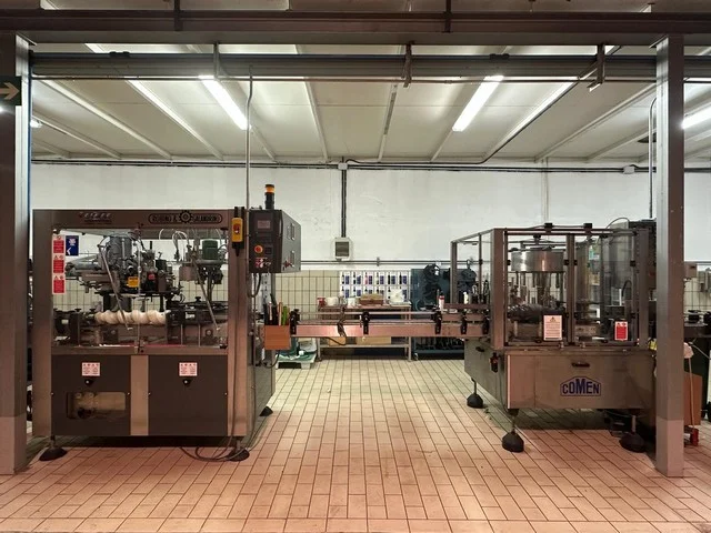 Used glass bottling line for still wine photo 12
