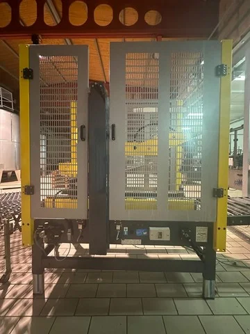 Used glass bottling line for still wine photo 2