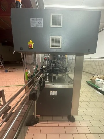 Used glass bottling line for still wine photo 3