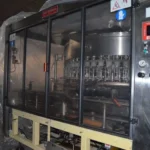 Linea di imbottigliamento usata per vino fermo in vetro — foto 1