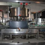 Linea di imbottigliamento usata per vino fermo in vetro — foto 16