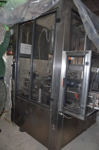 Used glass bottling line for still wine photo 2