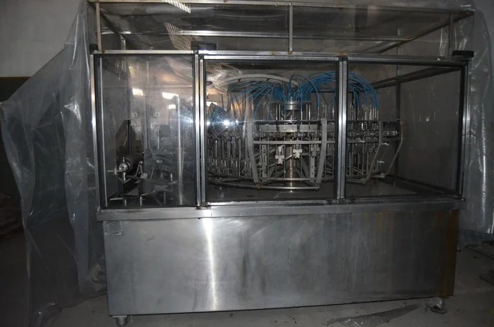 Used glass bottling line for still wine photo 6