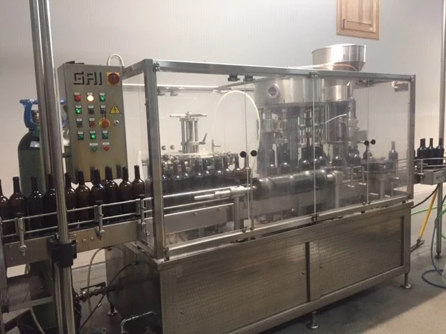 Gai bottling line for wine