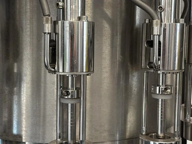 Used Alfatek bottling line for still wine photo 9