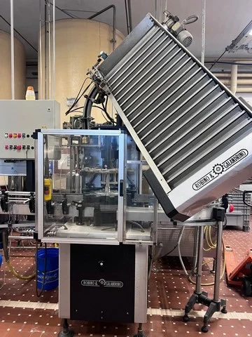 Used Matrix isobaric bottling line photo 5