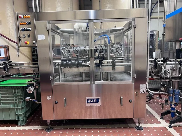 Used Matrix isobaric bottling line photo 9