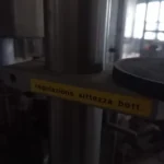 Linea di imbottigliamento Ave Industry usata per olio d'oliva — foto 3