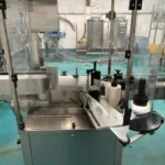 Linea di imbottigliamento Eurostar usata per birra in bottiglia di vetro — foto 11
