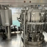 Linea di imbottigliamento Eurostar usata per birra in bottiglia di vetro — foto 38