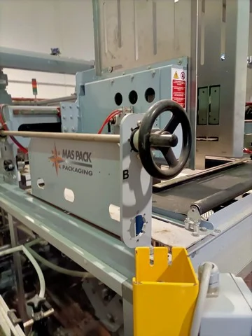 Used gravity glass bottling line photo 4