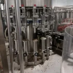 Linea di imbottigliamento vetro per gravità usata — foto 5