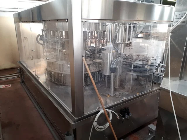 Used Gai bottling line for glass demijohns photo 9
