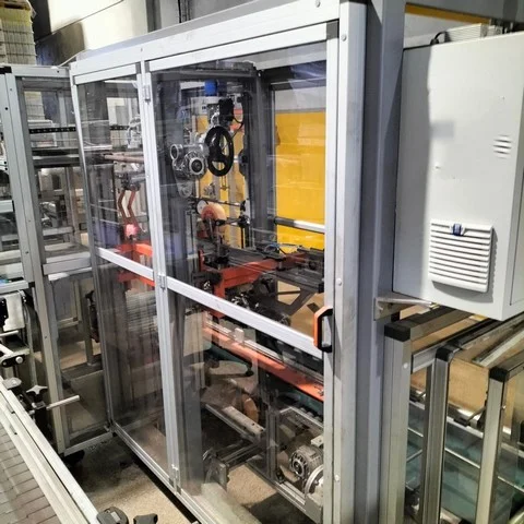 Used Oil Bottling Line for Glass Bottles, 1,000 BPH – NP 724 photo 10