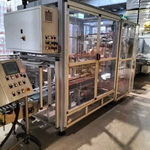 Used Oil Bottling Line for Glass Bottles, 1,000 BPH – NP 724 photo 11