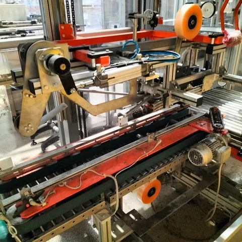 Used Oil Bottling Line for Glass Bottles, 1,000 BPH – NP 724 photo 13