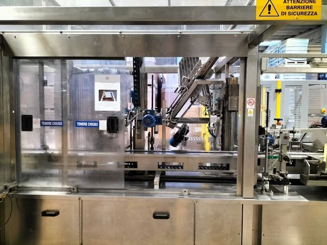 Used Oil Bottling Line for Glass Bottles, 1,000 BPH – NP 724 photo 4