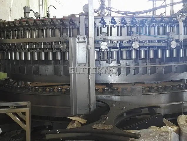 Used isobaric filling monoblock Bertolaso photo 4