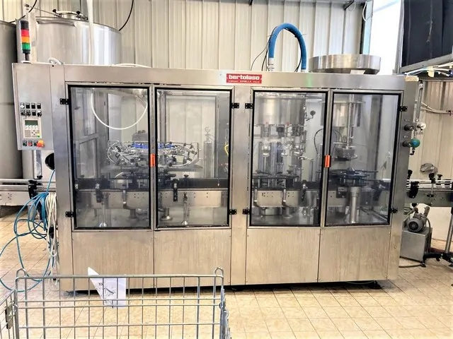 Used filling monoblock 12.12.1 Bertolaso photo 3