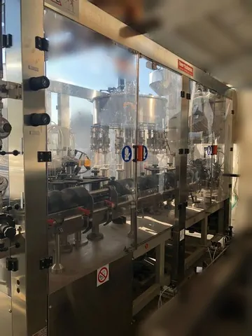 Used filling monoblock Bertolaso 12.12.1 photo 4