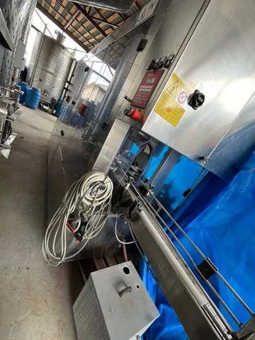 Used filling monoblock Bertolaso 12.12.1 photo 2