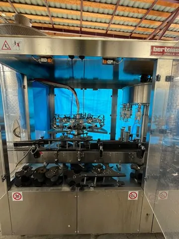 Used filling monoblock Bertolaso 12.12.1 photo 5