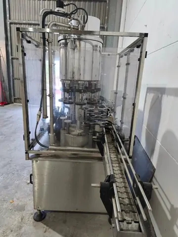 Used Filling Monoblock 8.1 Salvany 2009 photo 2