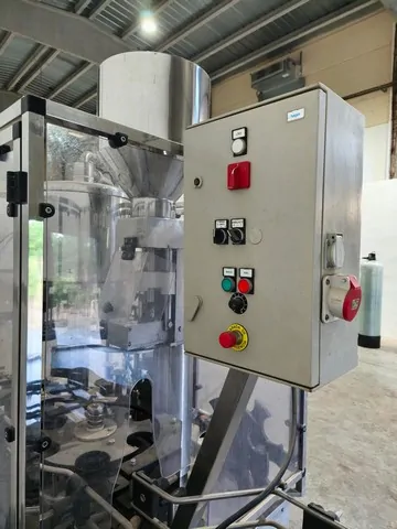 Used Filling Monoblock 8.1 Salvany 2009 photo 3