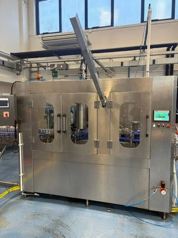 Monoblocco per lattine usato