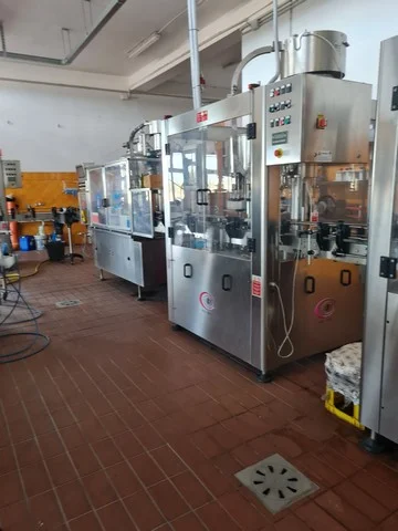 Monoblocco di riempimento I.B.T. usato — QT 800