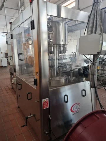Used I.B.T. filling monoblock photo 3