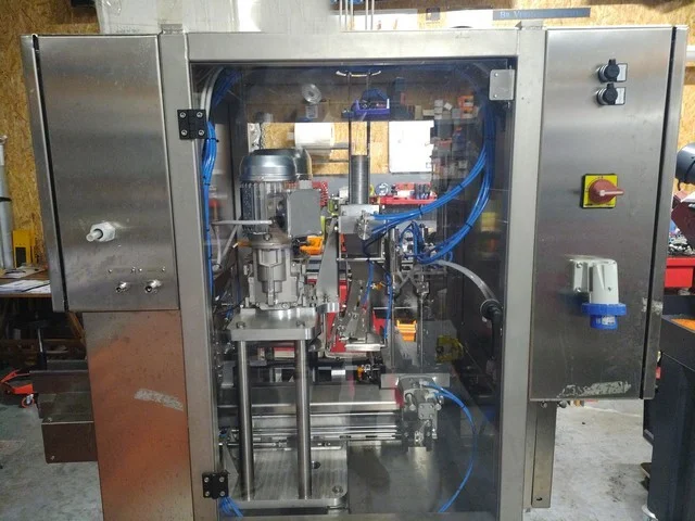 Used Emma gravity can filling monoblock photo 6