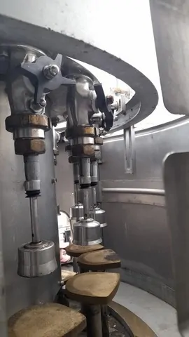 Used filler CEM 1.000 bph isobaric photo 5