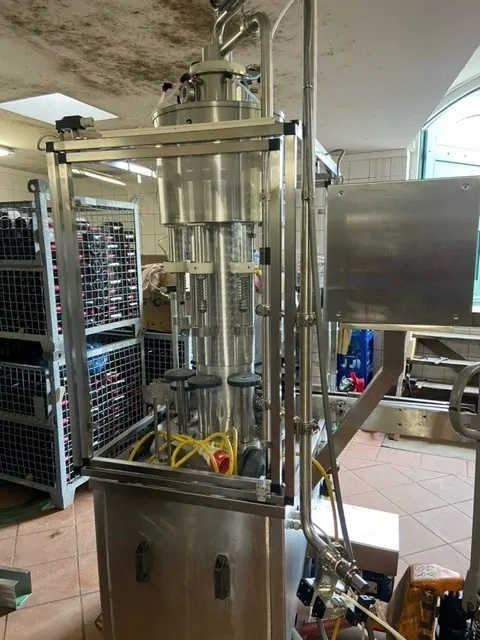 Riempitrice usata Clifom Europa 1.600 bph