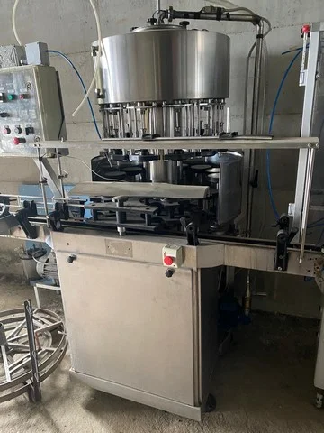 Used Cobert gravity filler photo 2
