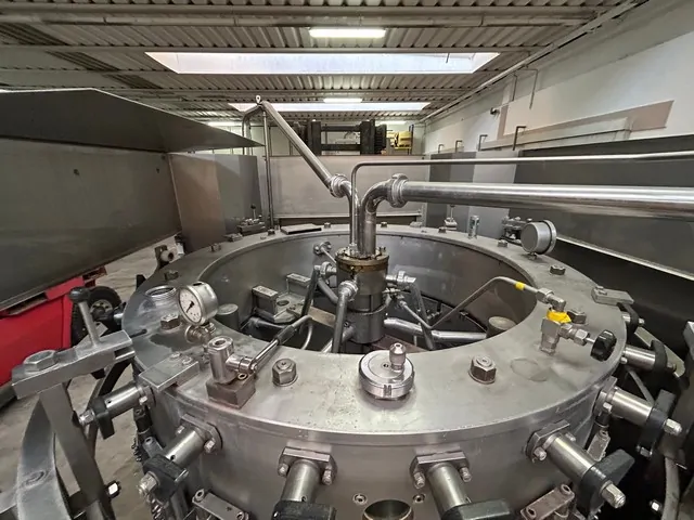 Used Filler Bertolaso 24v isobaric photo 2