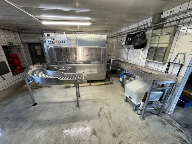 Kegs Filler Alfred Gruber Anlagenbau — T 208