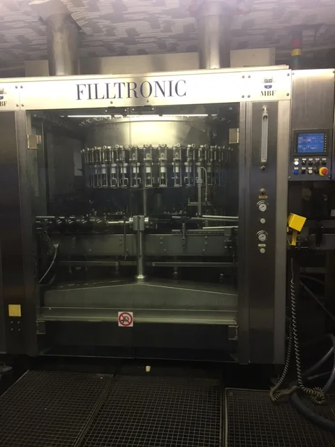 Usato Riempitrice MBF Filltronic 36V 7.000 bph