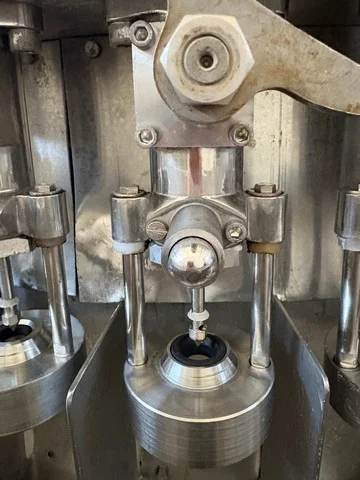 Used Vimercati filler photo 9
