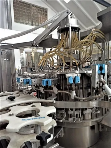 Used rinser Costec 5.000 bph photo 3