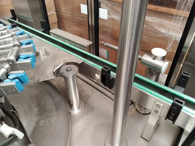 Used Costec 24 clamps rinser photo 2