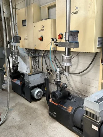 Used pet preform presses Husky photo 12