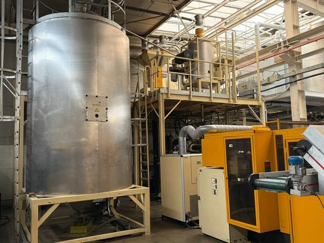 Used pet preform presses Husky photo 6