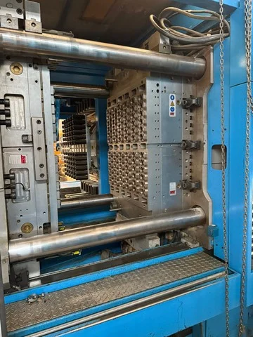 Used Engel Pet preform presses photo 10