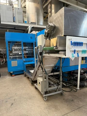 Used Engel Pet preform presses photo 11