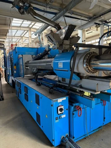 Used Engel Pet preform presses photo 12