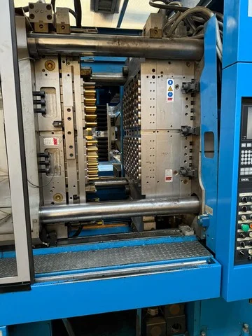 Used Engel Pet preform presses photo 3