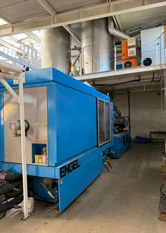 Used Engel Pet preform presses photo 4
