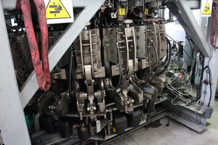 Used PET Blower Sipa Sfr 16 photo 9